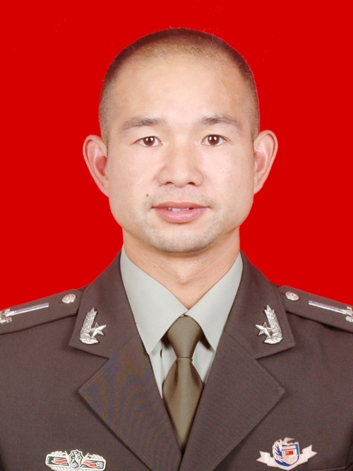 潘基偉 潘基偉