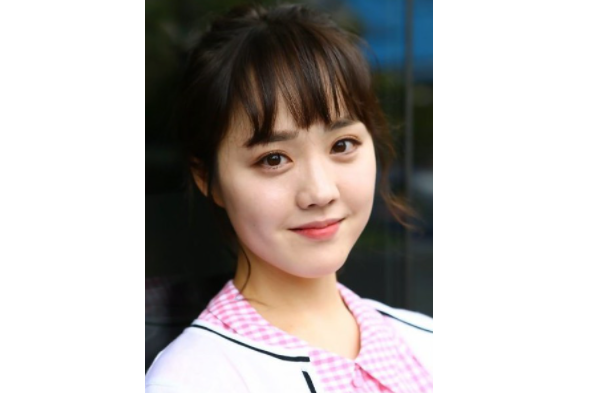 李嬪娜 李嬪娜