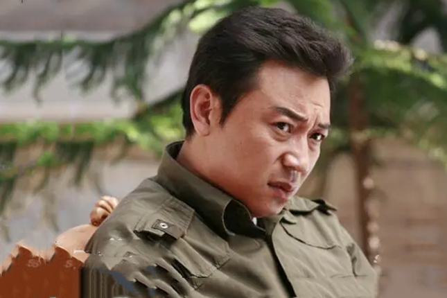 范建(警匪劇《緝毒先鋒》中的角色) 范建(警匪劇《緝毒先鋒》中的角色)