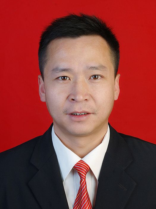 王君(榆林市榆陽區政府辦公室黨組書記、主任) 王君(榆林市榆陽區政府辦公室黨組書記、主任)