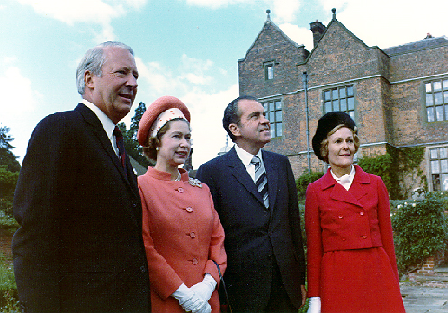 1970年與英國女王歡迎到訪的尼克森夫婦