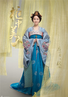 櫃中美人