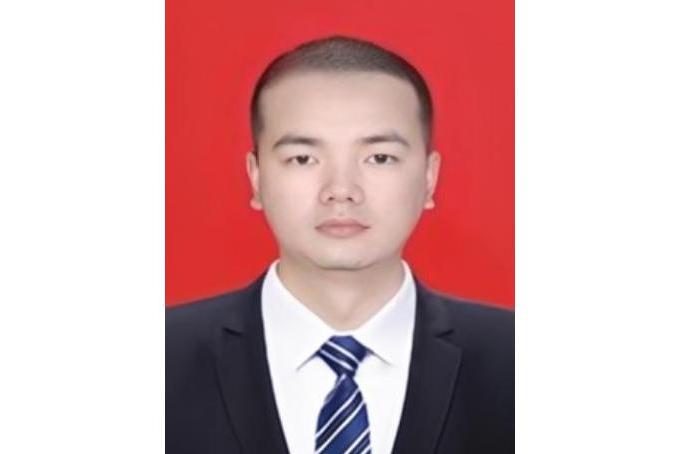 丁奧(重慶江北機場公司飛行區航務管理部場道管理部場道業務員)