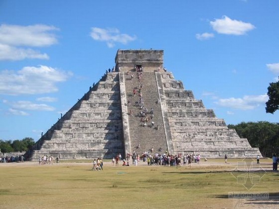 秘魯金字塔