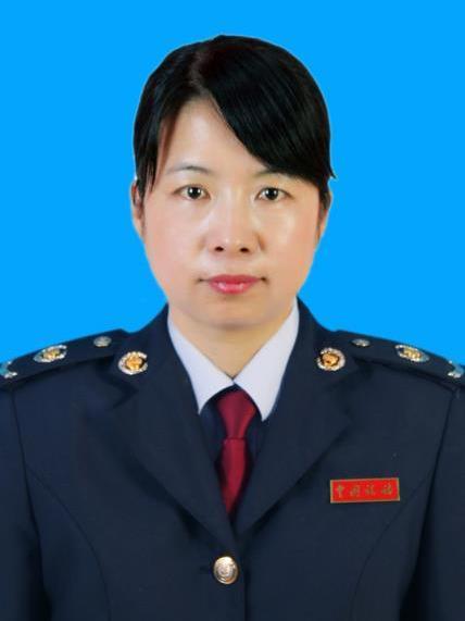 陳麗萍(國家稅務總局德宏傣族景頗族自治州稅務局黨委委員、總經濟師) 陳麗萍(國家稅務總局德宏傣族景頗族自治州稅務局黨委委員、總經濟師)