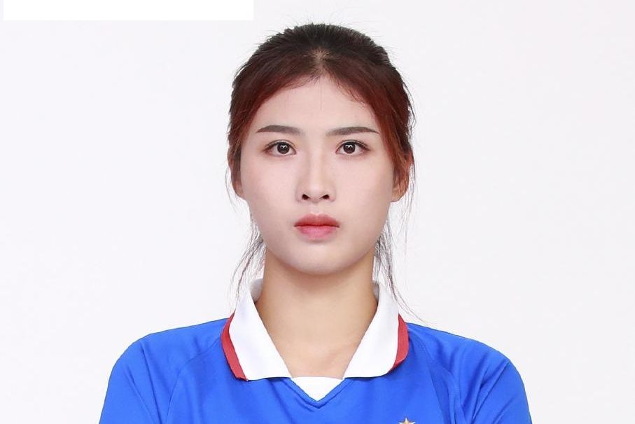 王霞(中國女子足球運動員) 王霞(中國女子足球運動員)
