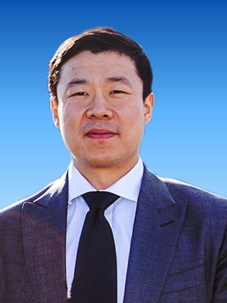 韓力(中國東方集團執行董事兼財務長、津西集團常務副總裁) 韓力(中國東方集團執行董事兼財務長、津西集團常務副總裁)