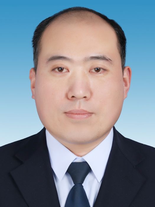 吳雷(山東省濟寧市微山縣委常委、副縣長)