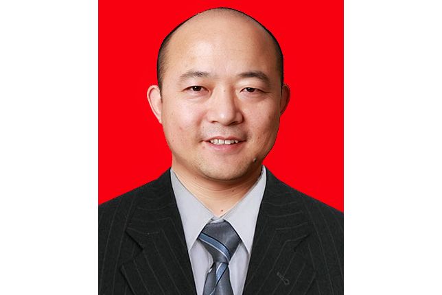 劉虎(中國科學院青海鹽湖研究所/研究員/博士生導師) 劉虎(中國科學院青海鹽湖研究所/研究員/博士生導師)