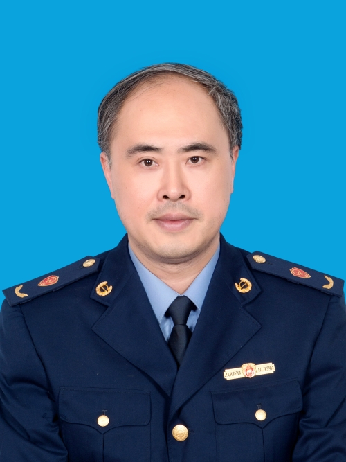 江斌(寧波市鄞州區市場監管局黨委委員、副局長) 江斌(寧波市鄞州區市場監管局黨委委員、副局長)