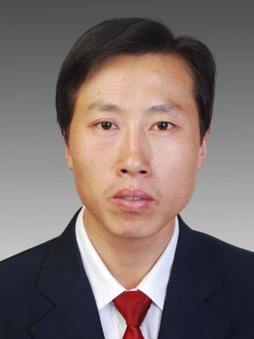 王宏博(陝西省寶雞市岐山縣統計局社會經濟調查隊隊長) 王宏博(陝西省寶雞市岐山縣統計局社會經濟調查隊隊長)