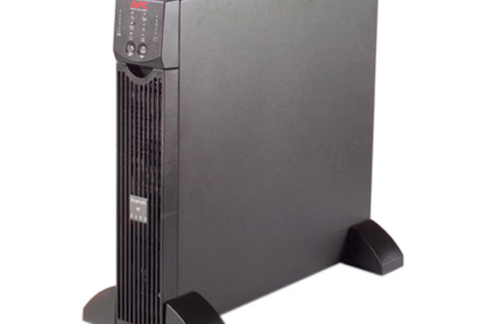 APC SURT2000UXICH APC SURT2000UXICH