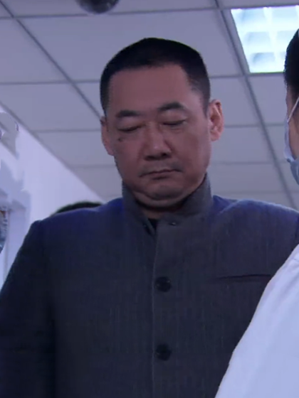 王泉(涉案劇《法網追擊》中的角色) 王泉(涉案劇《法網追擊》中的角色)