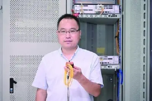郭學濤(中國電信股份有限公司石家莊分公司5G最佳化主管,高級工程師) 郭學濤(中國電信股份有限公司石家莊分公司5G最佳化主管,高級工程師)