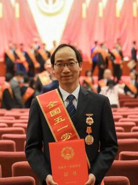 李國平(山西太鋼不鏽鋼股份有限公司技術中心研究員) 李國平(山西太鋼不鏽鋼股份有限公司技術中心研究員)