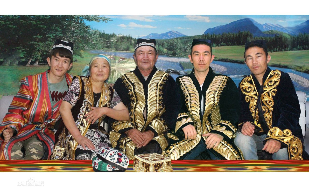 烏孜別克族服飾
