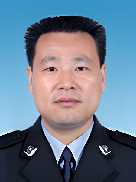 周建軍(江蘇省句容市人民政府副市長、市公安局局長、督察長) 周建軍(江蘇省句容市人民政府副市長、市公安局局長、督察長)