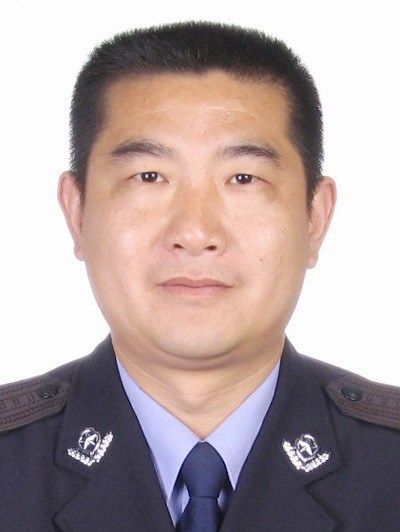 楊向東(湖北省襄陽市穀城縣公安局黨委委員、副局長) 楊向東(湖北省襄陽市穀城縣公安局黨委委員、副局長)