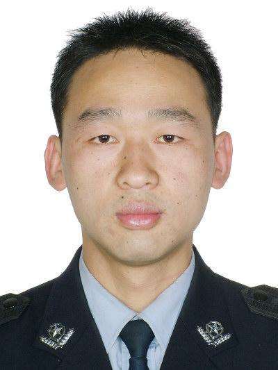 吳道平(畢節市公安局七星關分局刑偵大隊民警) 吳道平(畢節市公安局七星關分局刑偵大隊民警)