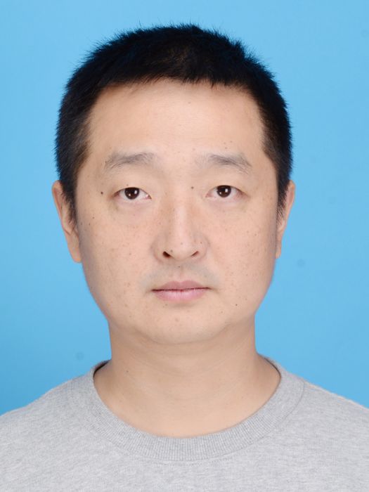 周瑩(四川省成都市成華區龍潭工業機器人黨工委委員、龍潭總部新城派出所所長) 周瑩(四川省成都市成華區龍潭工業機器人黨工委委員、龍潭總部新城派出所所長)