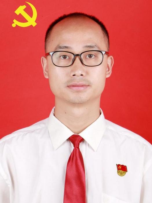 謝柳(江西省吉安市青原區教體局工委委員、總督學) 謝柳(江西省吉安市青原區教體局工委委員、總督學)