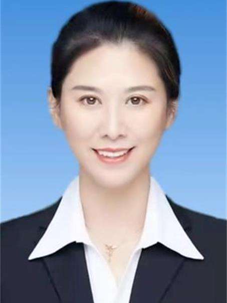 李雪(民盟廈門市委副主委,集美大學教務處處長) 李雪(民盟廈門市委副主委,集美大學教務處處長)