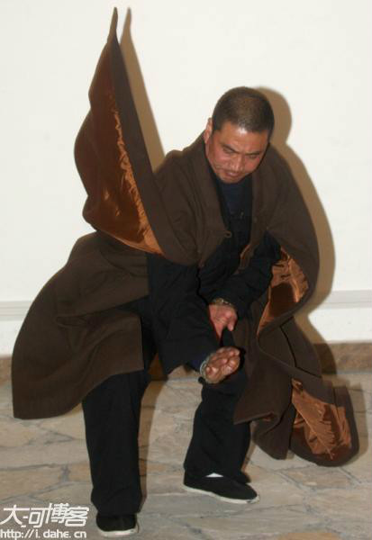 釋德建禪師演練瀕臨失傳的傳統少林武術