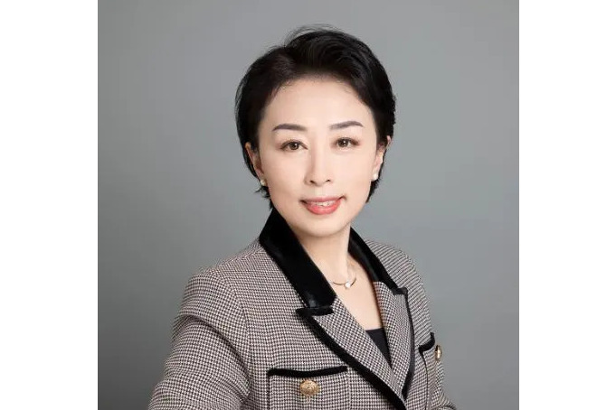路平(播音指導,上海廣播電視台東方廣播中心首席播音員、城市品牌工作室負責人) 路平(播音指導,上海廣播電視台東方廣播中心首席播音員、城市品牌工作室負責人)