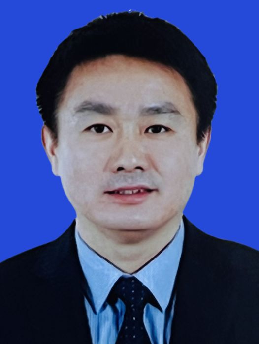 張雷(新疆維吾爾自治區昌吉回族自治州準東經濟技術開發區黨工委委員、管委會副主任) 張雷(新疆維吾爾自治區昌吉回族自治州準東經濟技術開發區黨工委委員、管委會副主任)