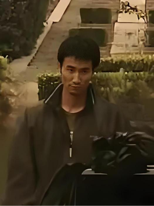 冷六虎 冷六虎