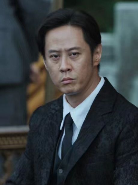 烏戈(犯罪動作電影《怒潮》中的角色) 烏戈(犯罪動作電影《怒潮》中的角色)