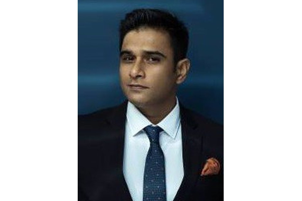 Vivek Gomber Vivek Gomber