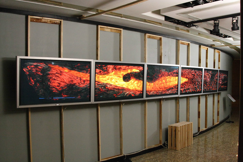 “火岩漿人體+6”動畫裝置，2006， 藝術家提供