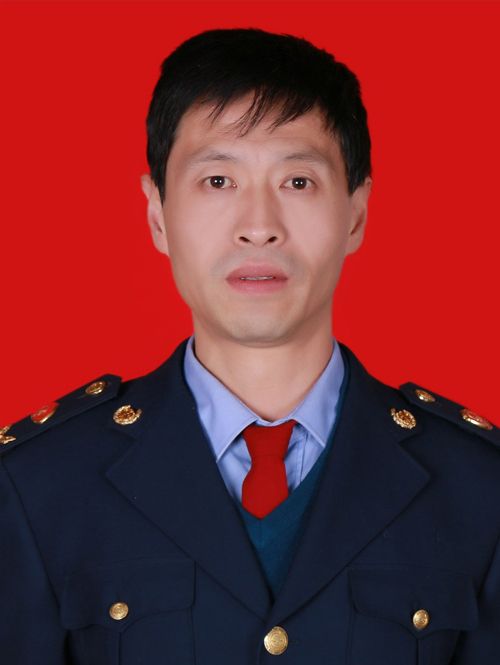 郭勇(山西省晉中市祁縣市場監管局黨總支副書記) 郭勇(山西省晉中市祁縣市場監管局黨總支副書記)