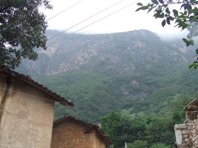 小橫箐村(雲南瀘西縣向陽鄉下轄村) 小橫箐村(雲南瀘西縣向陽鄉下轄村)
