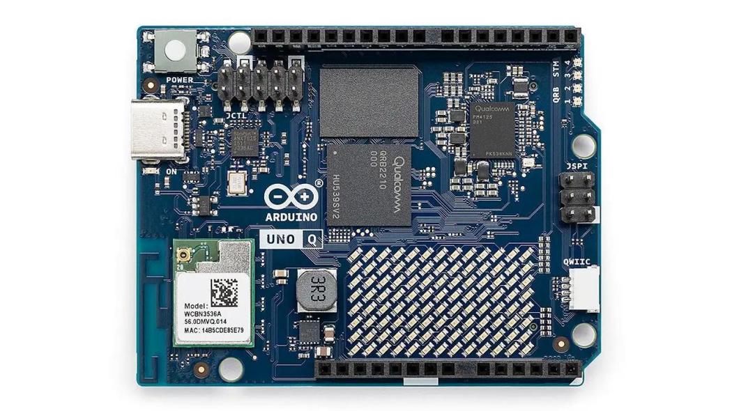 Arduino UNO Q Arduino UNO Q