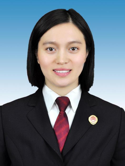 高薇(四川省德陽市什邡市黨組成員、副檢察長、四級高級檢察官)