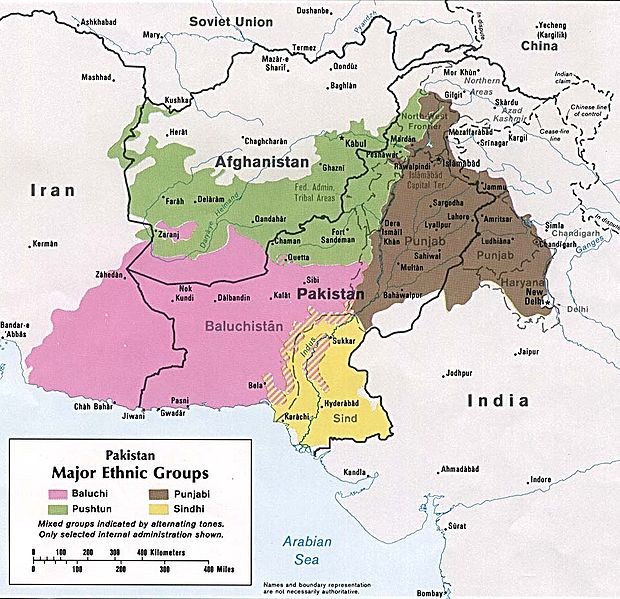 巴基斯坦民族分布圖（粉色為俾路支人）