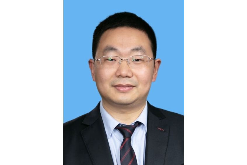 陳坤(南京大學法學院教授) 陳坤(南京大學法學院教授)