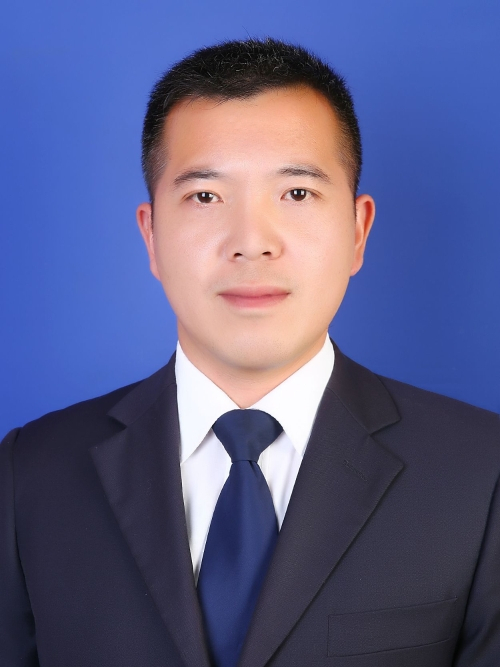潘永生(浙江省溫州市泰順縣交通運輸局黨委副書記、副局長) 潘永生(浙江省溫州市泰順縣交通運輸局黨委副書記、副局長)