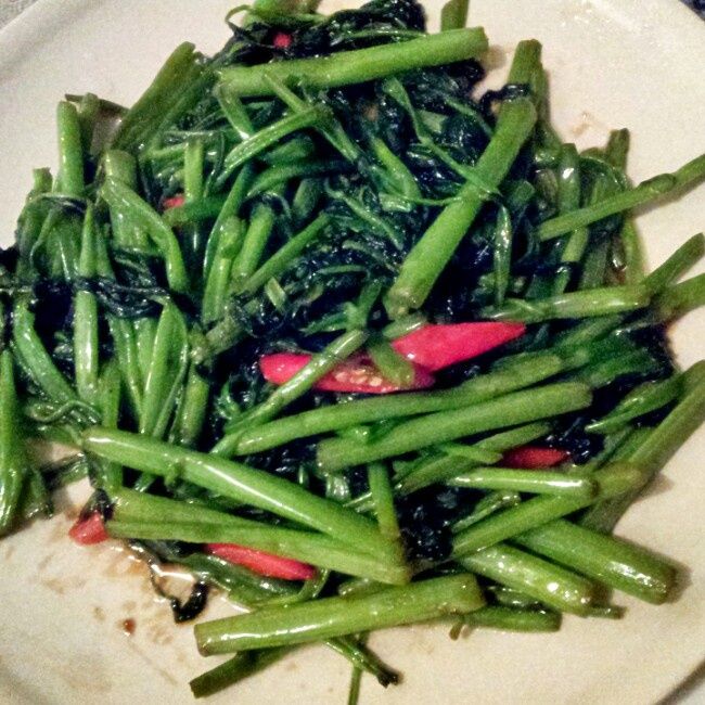 泰式炒通菜 泰式炒通菜