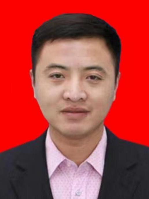 李峰(黑龍江省訥河市委常委、副市長（掛職）)