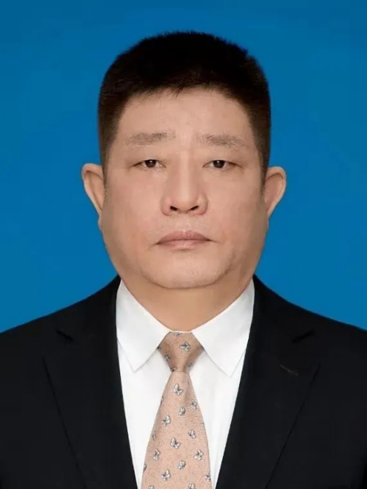 房欣 房欣