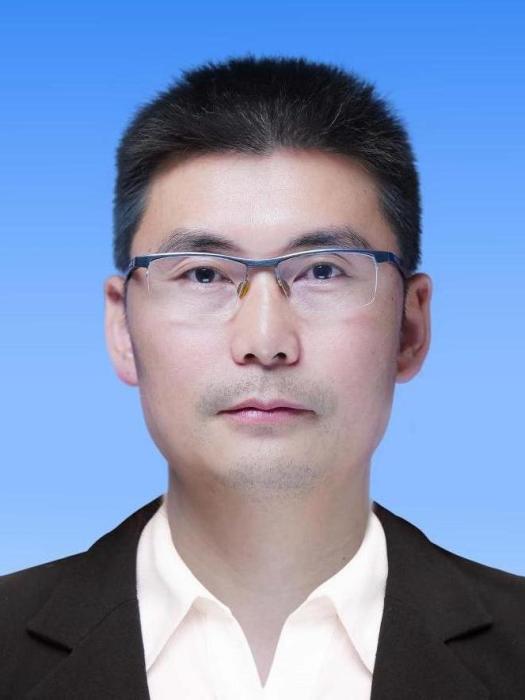 陳龍(四川省綿陽市委統戰部直屬機關黨委書記) 陳龍(四川省綿陽市委統戰部直屬機關黨委書記)