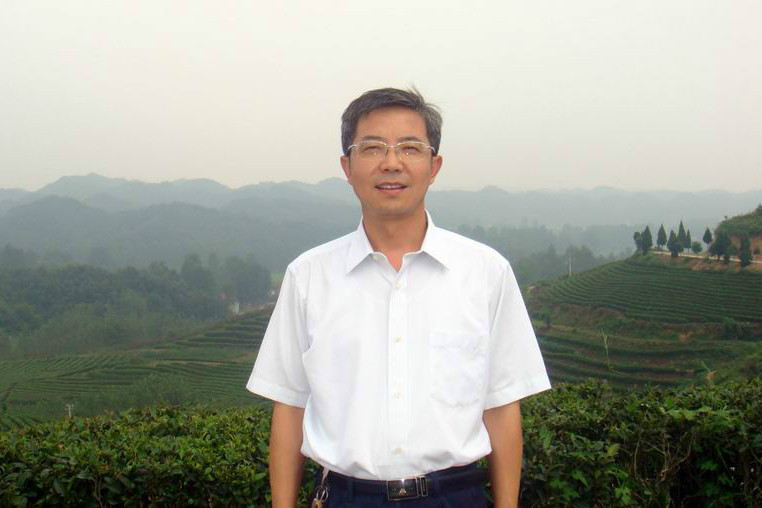 李後兵(襄陽市第五中學黨委書記) 李後兵(襄陽市第五中學黨委書記)