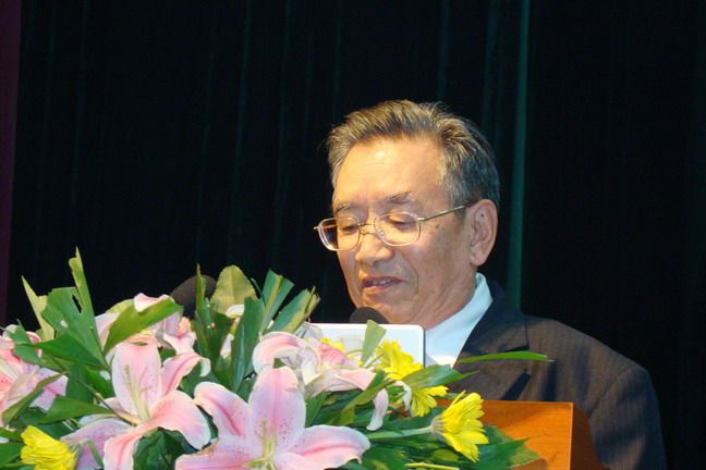 黃啟權 黃啟權