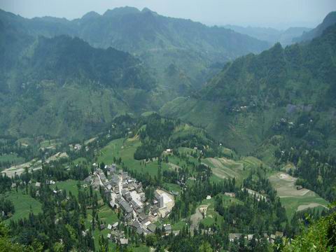 小院村(貴州省畢節市織金縣中寨鄉下轄村) 小院村(貴州省畢節市織金縣中寨鄉下轄村)