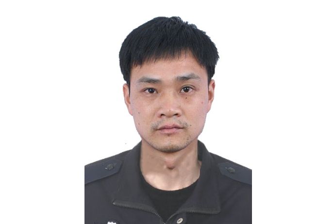 華琪(無錫市公安局新吳分局南站派出所原巡防處警輔警) 華琪(無錫市公安局新吳分局南站派出所原巡防處警輔警)
