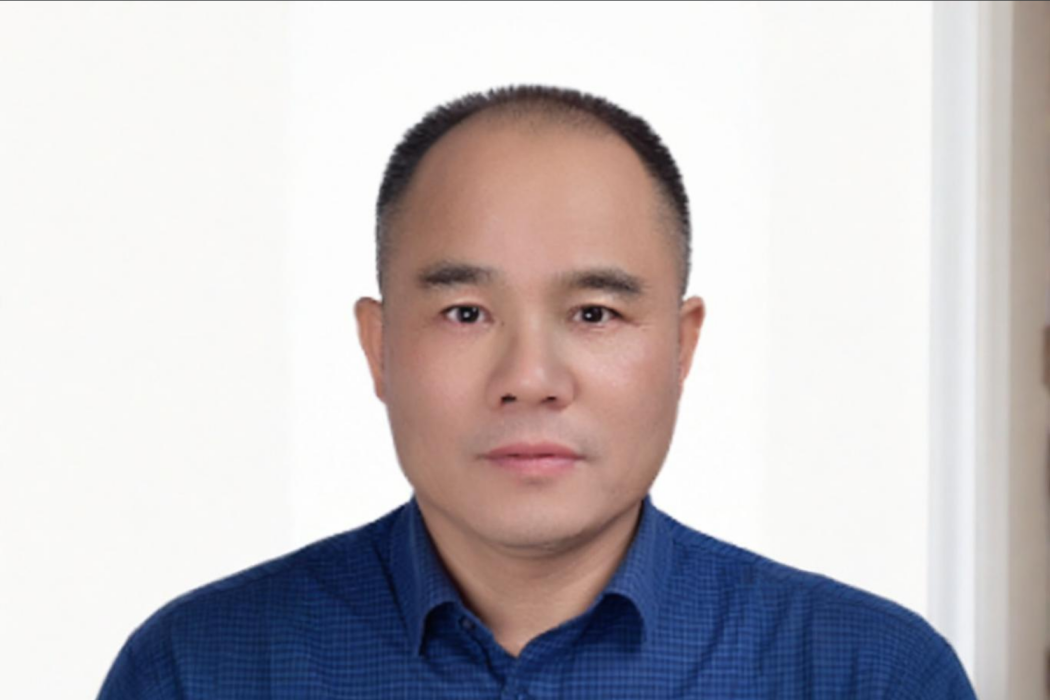 陸翔(廣西大學正高級實驗師，碩士生導師，廣西大學國有資產與實驗室管理處副處長)