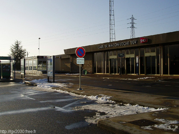 馬孔洛什TGV站